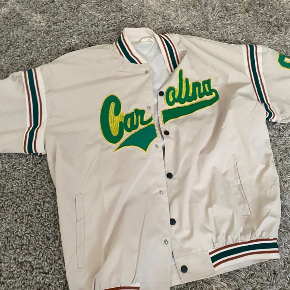 Varsity jacket - Picture 3 of 3